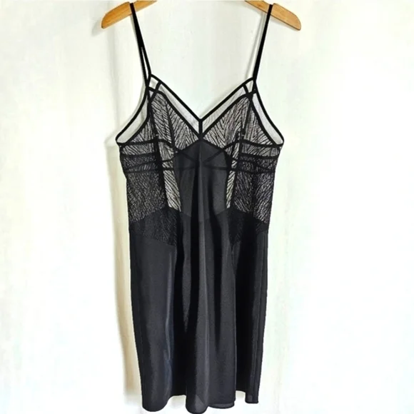 Calvin Klein Black Floral Lace Slip Dress - Picture 4 of 15